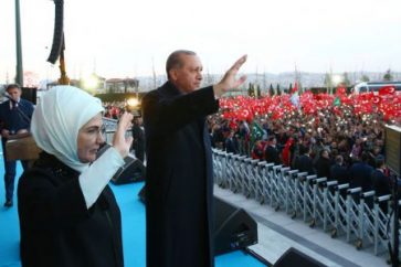 erdogan_drapeaux