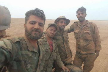 Des militaires syriens dans le désert de Deir Ezzor