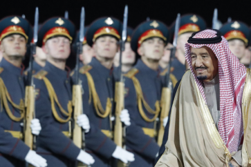 Le voyage en Russie du roi saoudien témoigne-t-il de la volte-face de Riyad ?