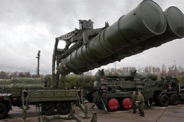 Les systèmes de missiles antiaériens russes S-400.