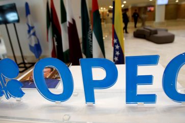 Les pays de l’OPEP+ ont convenu d'augmenter progressivement la production de pétrole de 350.000 barils par jour en mai et juin, et de 450.000 barils par jour en juillet.