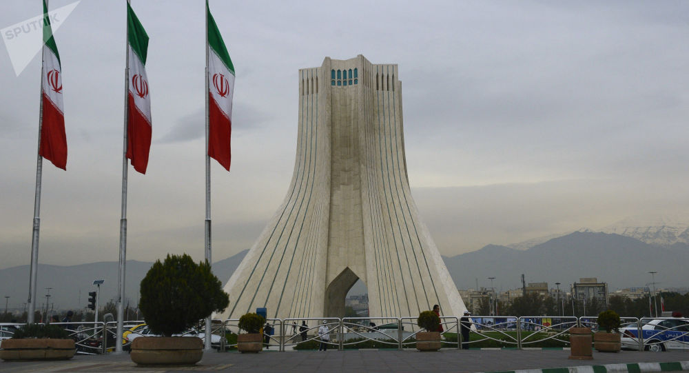 Place Azadi à Téhéran