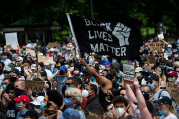 Des milliers d'Américains ont manifesté, samedi 6 juin, contre le racisme et les brutalités policières