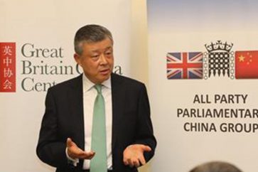 L'ambassadeur de Chine au Royaume-Uni, Liu Xiaoming, a averti que si le Royaume-Uni veut "faire de la Chine un ennemi, (il) devra en assumer les conséquences".