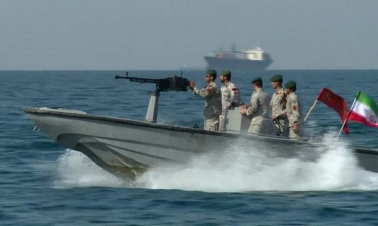 Des marins iraniens