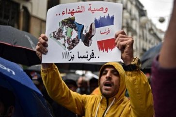 Les relations traditionnellement difficiles entre la France et l'Algérie connaissent un nouveau coup de froid.