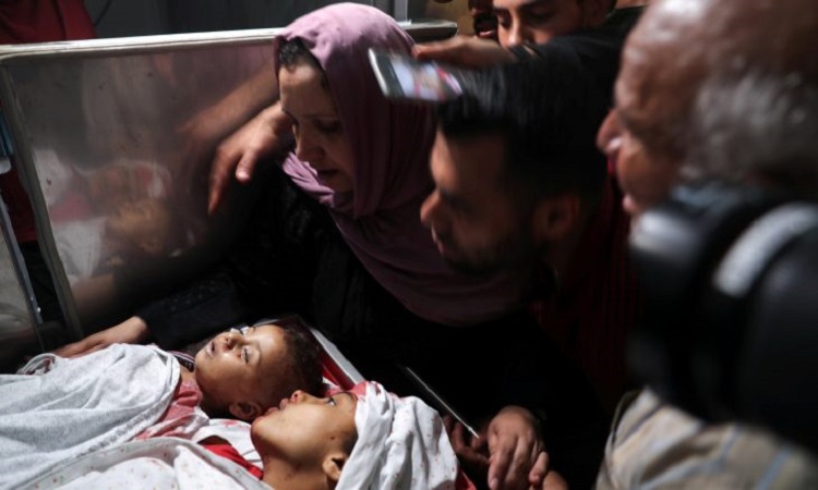 Des enfants tués par des raids israéliens contre Gaza