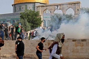Des centaines de Palestiniens ont  été blessés lors de nouveaux affrontements avec les policiers d’occupation