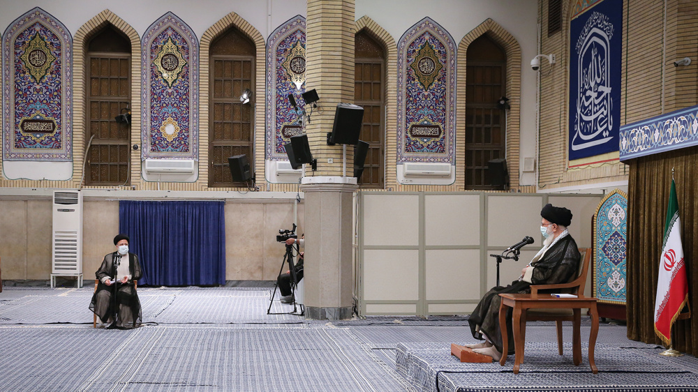 L'Ayatollah Khamenei a reçu en audience le président élu, Ebrahim Raïssi et les responsables du pouvoir judiciaire
