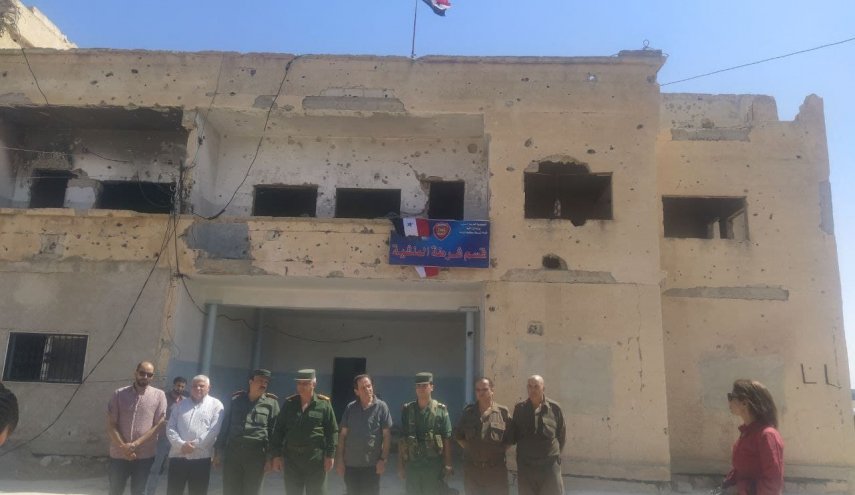 Le chef de Police du gouvernorat de Deraa a réouvert le commissairiat de police à Deraa al-Balad
