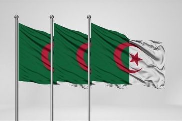 Drapeaux algériens