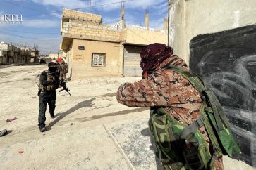 Les milices kurdes ont imposé un blocus total à la ville de Hassaké .