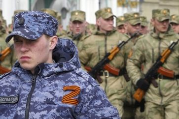 Un soldat de la garde nationale russe pendant la répétition du défilé militaire du 9 mai 2022 (image d'illustration).