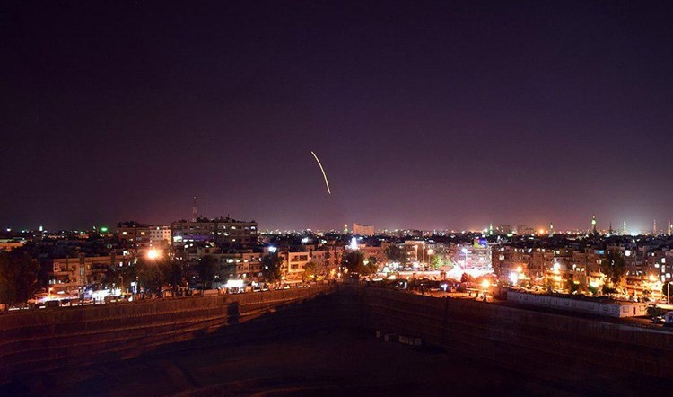 La DCA syrienne a  intercepté des missiles hostiles dans la région sud.
