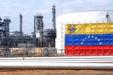Les analystes ont évalué l'échange de pétrole contre la dette du Venezuela comme un signal de l'assouplissement des sanctions contre Caracas.