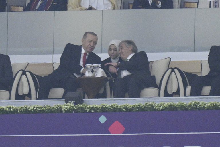 Erdogan a assisté à l'ouverture de la Coupe du monde de football au Qatar