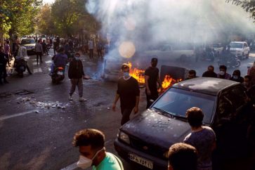 Iran: Des émeutiers se sont livrés à des attaques sauvages contre les gens et les forces de sécurité (illustration)