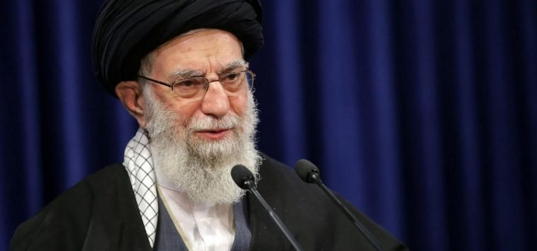 <a href="https://french.almanar.com.lb/2942513">L&rsquo;ayatollah Khamenei appelle les Iraniens à ne &laquo;&nbsp;pas s&rsquo;inquiéter&nbsp;&raquo; pour le pays après l&rsquo;accident du président Raïssi</a>