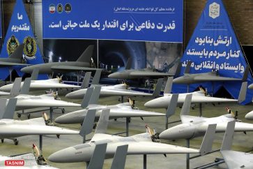 Les drones iraniens sont équipés de missiles air-air et air-sol, de bombes aériennes intelligentes et d’un système de guerre électronique.