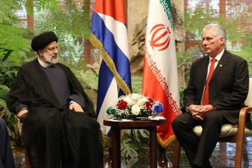 Le président iranien, Ebrahim Raïssi a été accueilli par son homologue cubain, Miguel Diaz Canel, le 15 juin 2023. ©president.ir