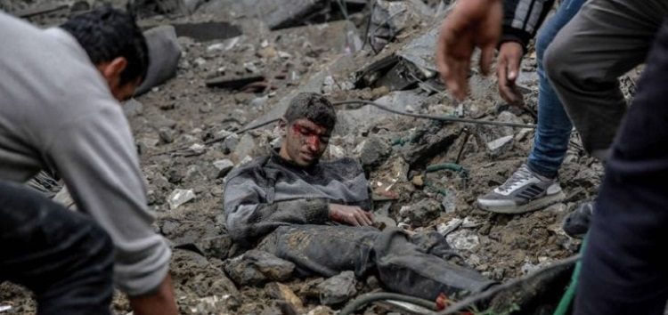 <a href="https://french.almanar.com.lb/2899030">20 martyrs dans des violents raids israéliens contre Rafah et le centre de Gaza</a>