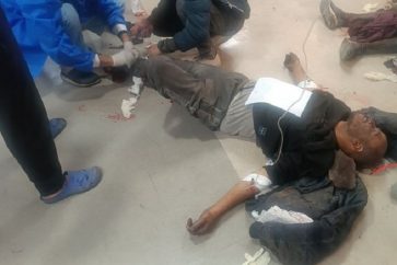 Les blessés gisaient au sol dans le complexe médical d'Al-Shifa.
