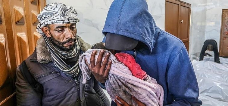 <a href="https://french.almanar.com.lb/2898876">UNICEF: La mort de 23 enfants due à la malnutrition à Gaza n&rsquo;est que la &laquo;&nbsp;pointe de l&rsquo;iceberg&nbsp;&raquo;</a>