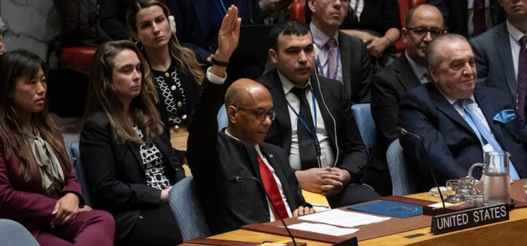 <a href="https://french.almanar.com.lb/2918544">Les Etats-Unis opposent leur veto au projet de résolution sur l’adhésion de la Palestine à l’ONU</a>