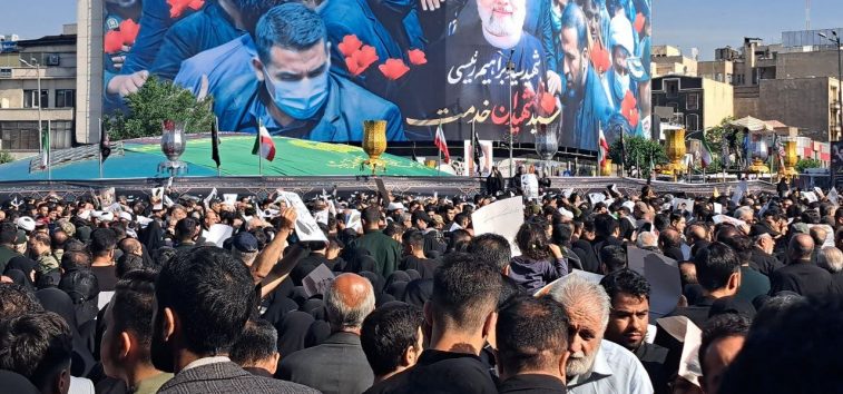 <a href="https://french.almanar.com.lb/2948574">Ayatollah Khamenei : Les funérailles de Raïssi qui ont rassemblé des millions de personnes montrent la puissance de l&rsquo;Iran</a>