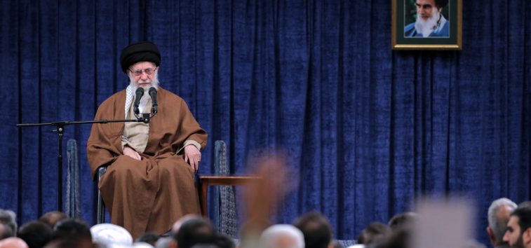 <a href="https://french.almanar.com.lb/3140150">Ayatollah Khamenei : Ce qui se passe en Syrie est le résultat d&rsquo;un complot israélo-américain</a>