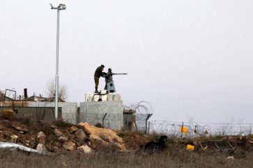 Un soldat israélien dans le Golan syrien occupé