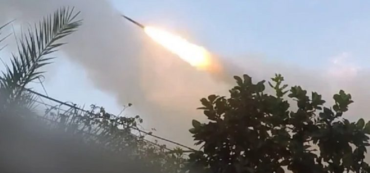 <a href="https://french.almanar.com.lb/3266881">Les Brigades Al-Qods bombardent Ashkelon et Ashdod en réponse aux massacres en cours.</a>