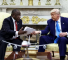 Les présidents américain et sud africain Donald Trump et Cyril Ramaphosa dans le bureau ovale, le 21 mai 2025.