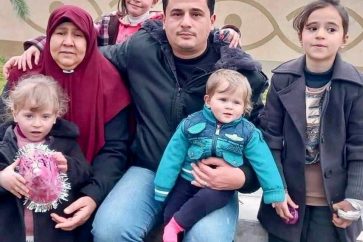Moataz Wadie Salem a rejoint dimanche sa famille. Sa mère, son épouse et ses 4 filles étaient tombées en martyres avant lui.