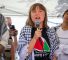 Greta Thunberg et Rima Hassan sur un navire de la Coalition de la flottille pour la liberté qui doit apporter de l'aide humanitaire à Gaza, le 1er juin 2025. Crédit : FABRIZIO VILLA / GETTY IMAGES EUROPE / Getty Images via AFP