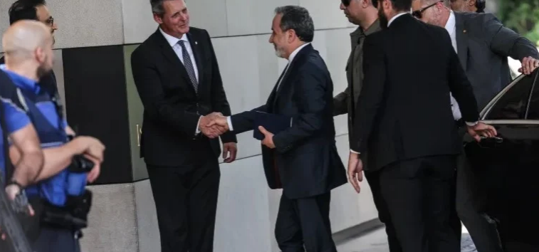 <a href="https://french.almanar.com.lb/3311244">Araghchi : L’administration Trump est une « traîtresse à la diplomatie ». Comment peut-on encore lui faire confiance ?</a>