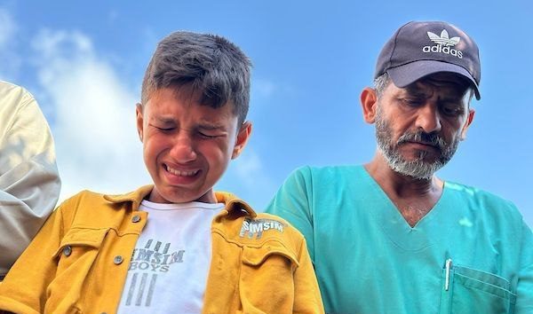 <a href="https://french.almanar.com.lb/3298649">Il tombe plus de bombes qu’il n’entre de quoi manger à Gaza, selon l’UNICEF</a>