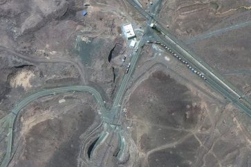 Washington Post :  dans les deux jours précédant l'attaque américaine, les images satellite ont montré une « activité inhabituelle de camions et de véhicules » dans l'installation de Fordo.
