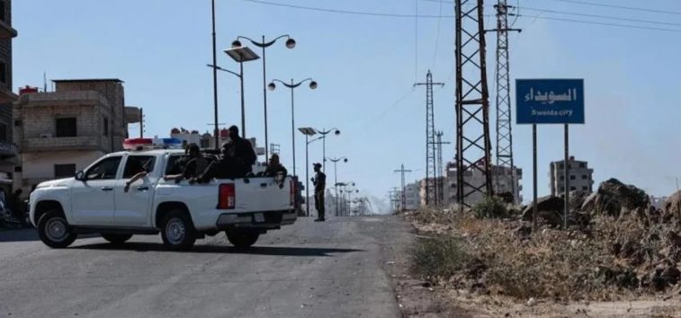 <a href="https://french.almanar.com.lb/3343287">Soueïda: les tribus syriennes se mobilisent contre les factions druzes et la présidence les accuse de violer le cessez-le-feu</a>