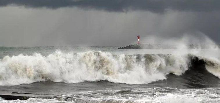 <a href="https://french.almanar.com.lb/3354991">Alerte aux tsunamis dans le Pacifique après un gigantesque séisme au large de la Russie</a>