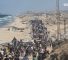 Des foules de Gazaouis rentrent à pied à Gaza-ville et au nord, le 10 octobre 2025.