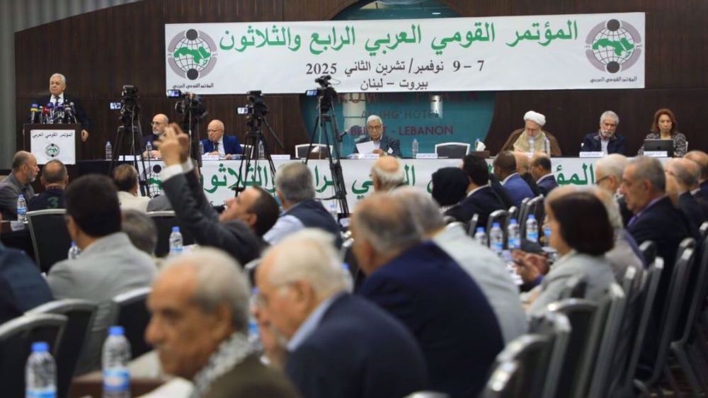 Des dizaines de personnalités de la Résistance participent à la 34e Conférence nationale arabe qui s'est ouverte au Liban le 7 novembre 2025. ©IRNA