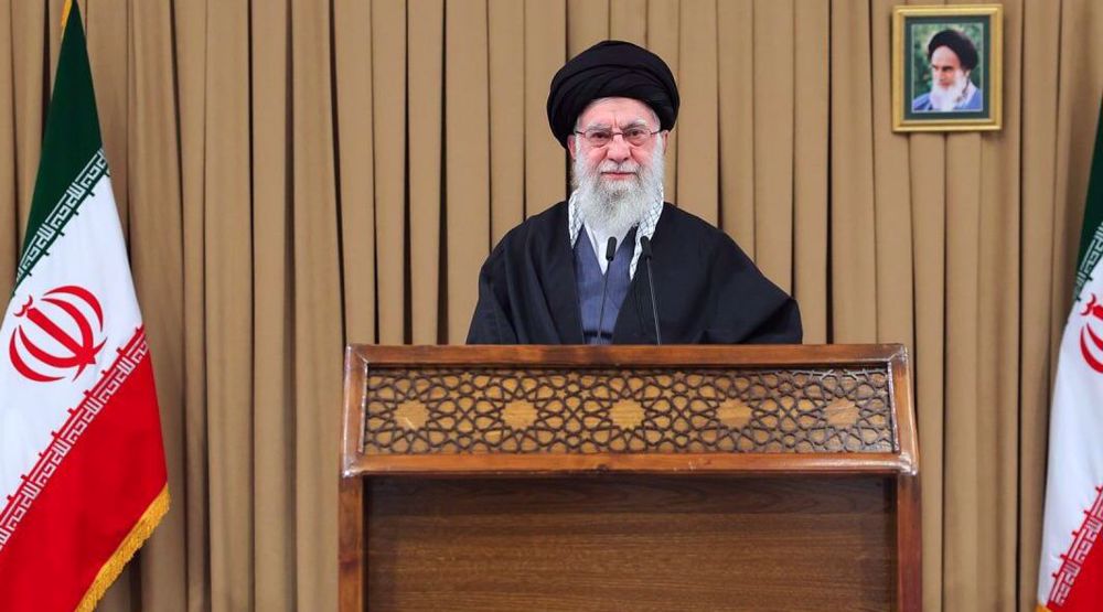 Le Leader de la Révolution islamique, l’Ayatollah Sayed Ali Khamenei